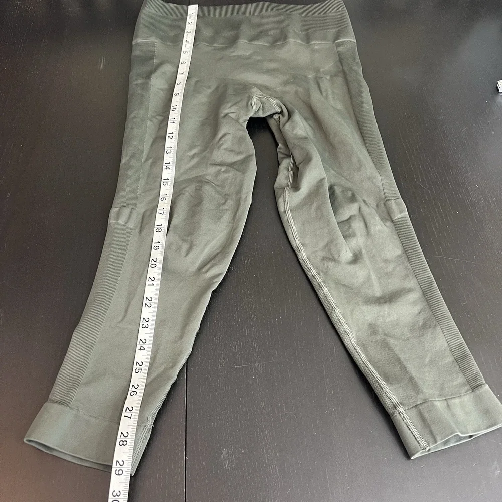 Lululemon Flow‎ & Go Crop Leggings *EST Size 12 Military Green Cropped *READ*